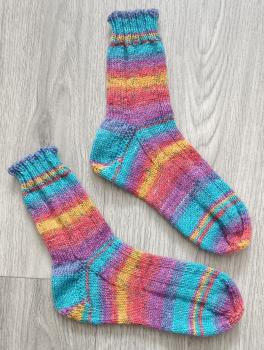 Unikat! Handgestrickte Socken Größe 30/31