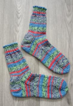 Unikat! Handgestrickte Socken Größe 32/33