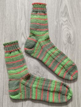 Unikat! Handgestrickte Socken Größe 38/39