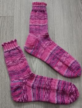 Unikat! Handgestrickte Socken Größe 38/39