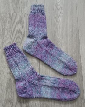 Unikat! Handgestrickte Socken Größe 38/39