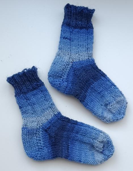Unikat! Handgestrickte Socken Größe 18/19