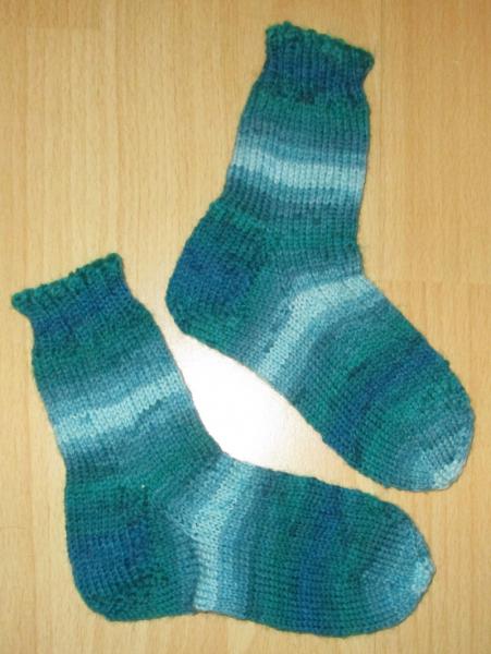 Unikat! Handgestrickte Socken Größe 24/25
