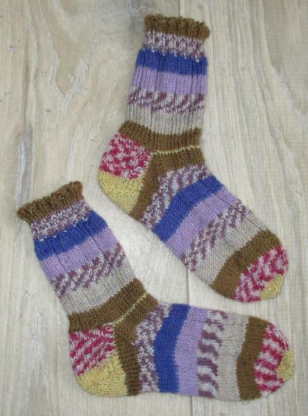 Unikat! Handgestrickte Socken Größe 26/27