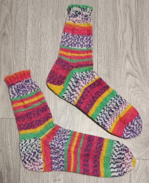 Unikat! Handgestrickte Socken Größe 38/39