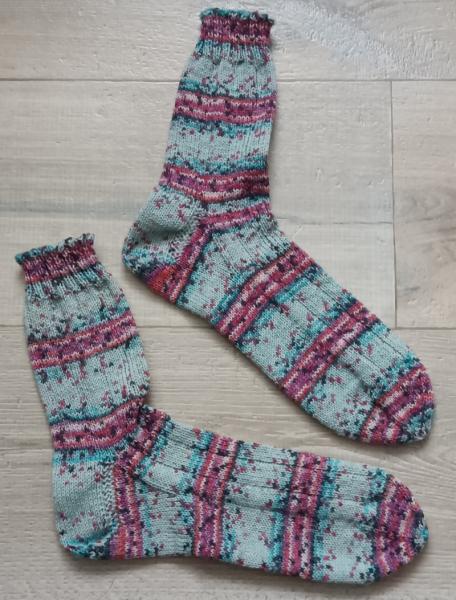 Unikat! Handgestrickte Socken Größe 40/41