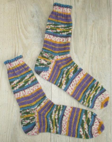 Unikat! Handgestrickte Socken Größe 44/45